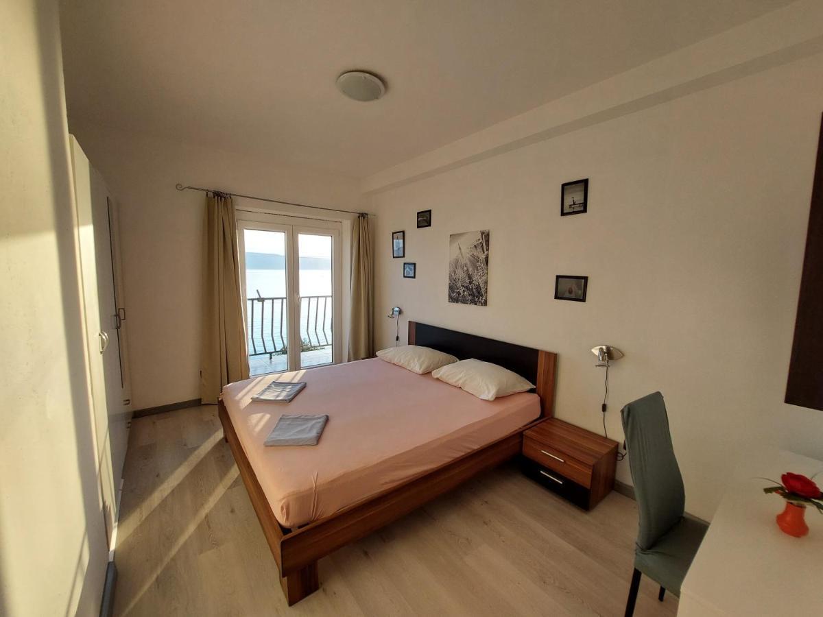 Apartment Denis Сен Екстериор снимка