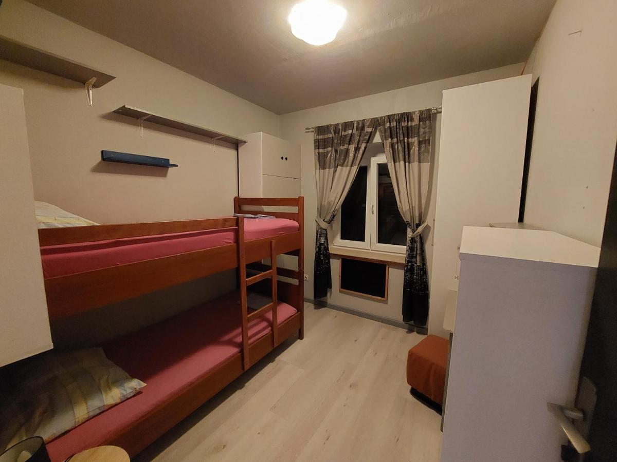 Apartment Denis Сен Екстериор снимка